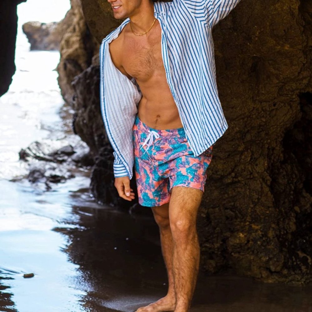 MAAMGIC MENS SWIM TRUNKS  M  5"